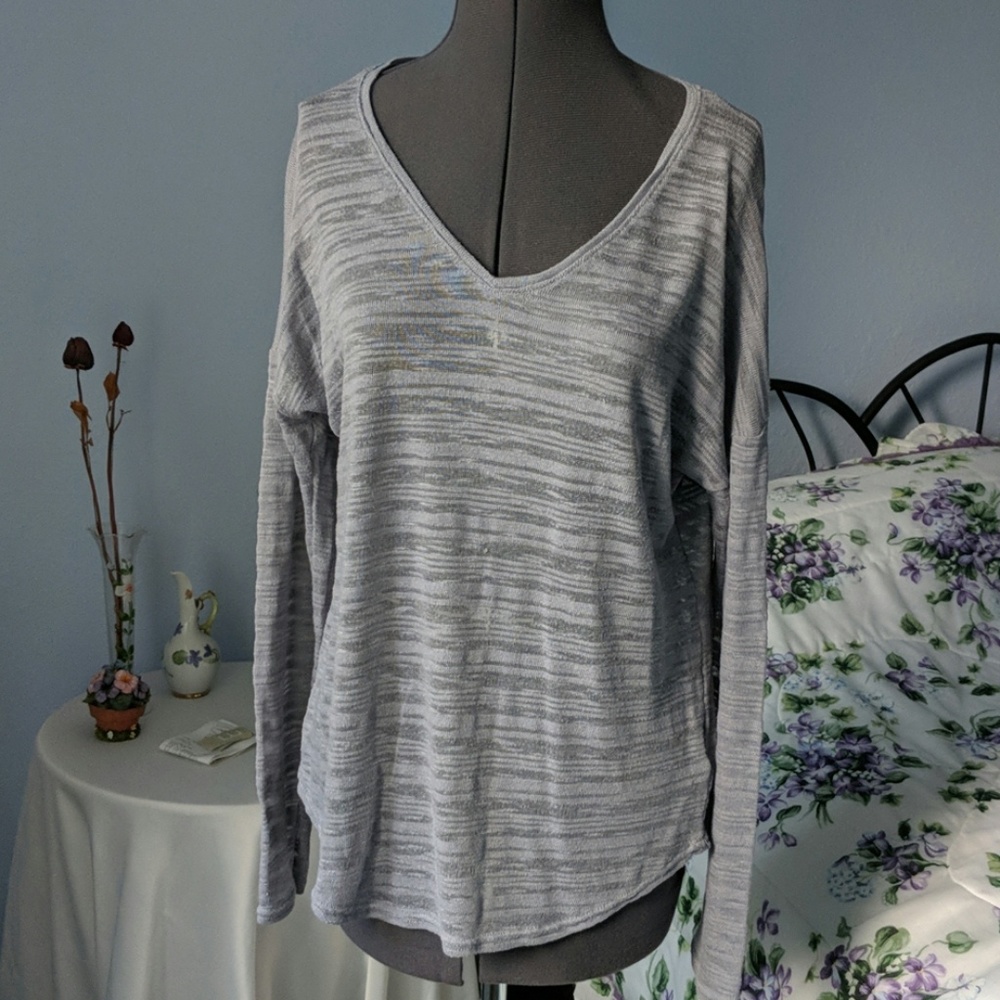 4 for $20🌷Clearance! Apt 9 Lightweight Long Sleeve Top